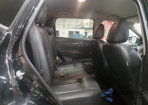 2014 Nissan Rogue S z USA, uszkodzony, nr VIN 5N1AT2MV7EC777063